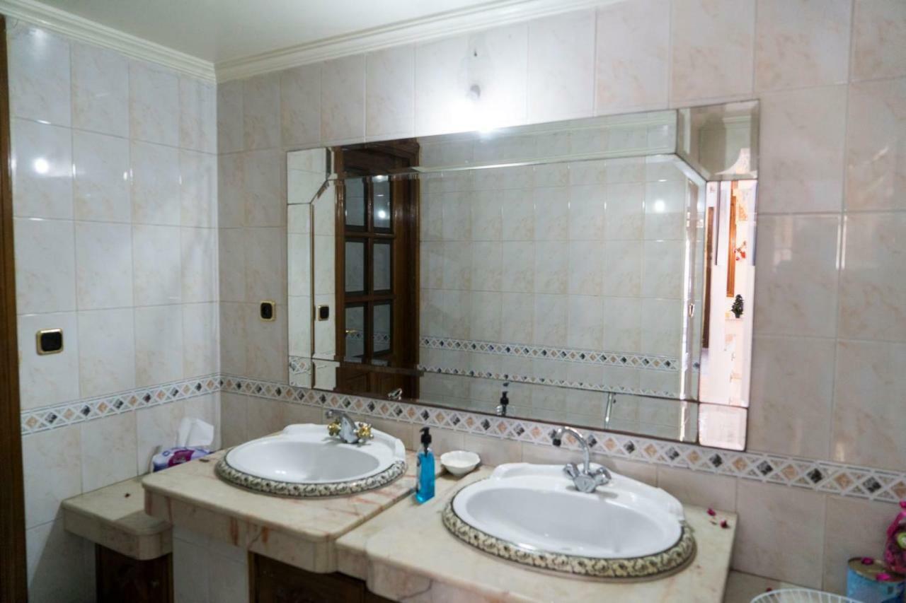 Blue And White House Hotel Anfa-Superieur Buitenkant foto