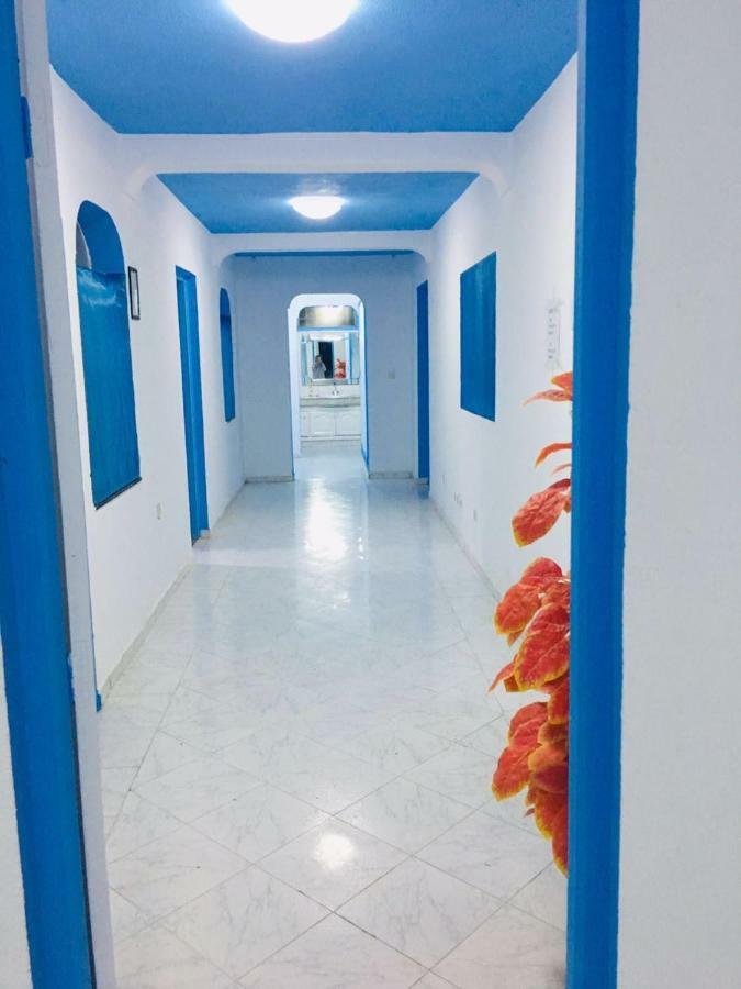 Blue And White House Hotel Anfa-Superieur Buitenkant foto